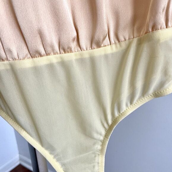 Lulu's Yellow Half Wrap Bodysuit Lace Bell Sleeve Size S - Picture 6 of 9